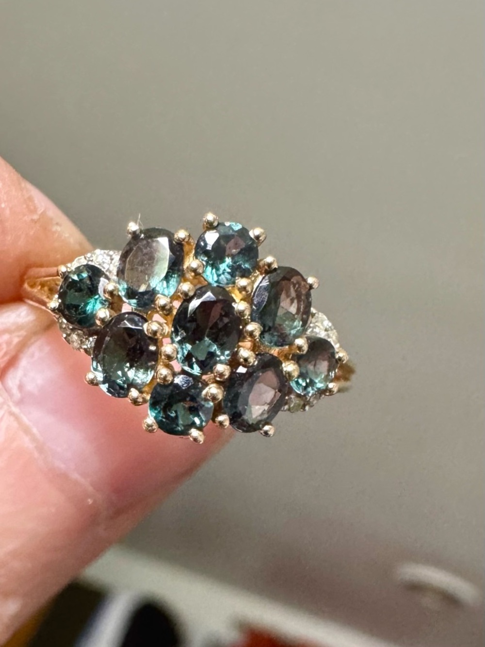 10k color change Alexandrite & Diamonds Ring - Picture 11 of 11